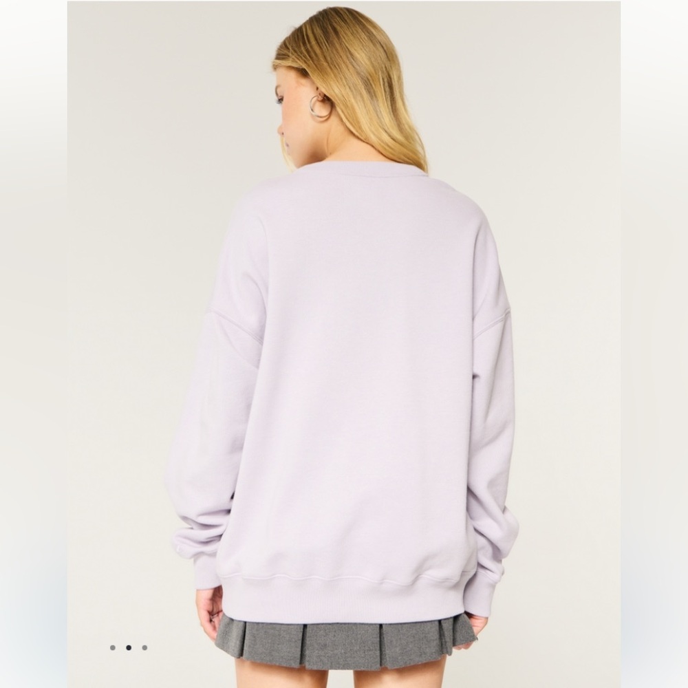 Hollister Oversized Crew Sweatshirt - Picture 2 of 6